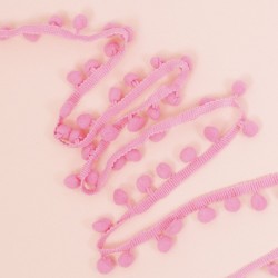 Provázek s pompomy - Bubblegum Pink